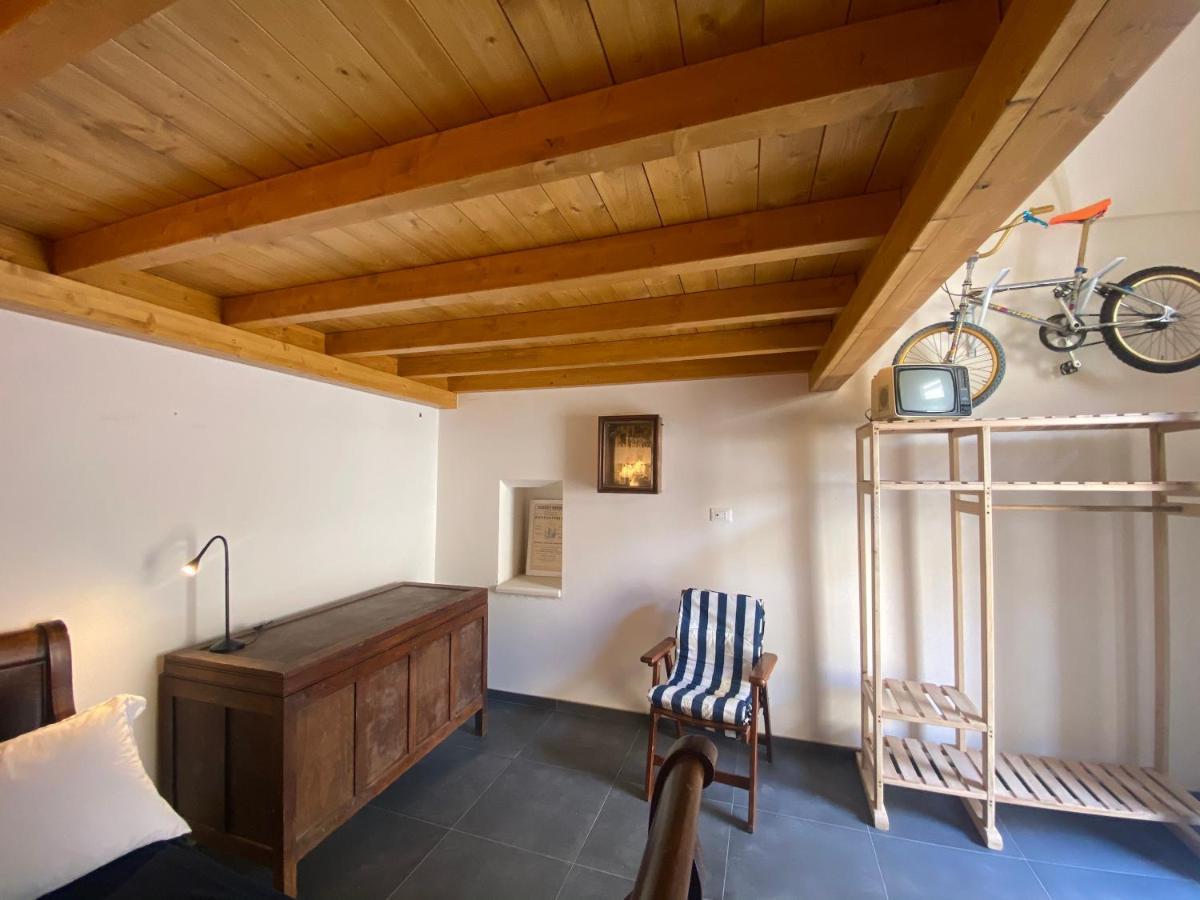 Bric A Brac Eclectic Rooms أودجانو لا كييزا المظهر الخارجي الصورة
